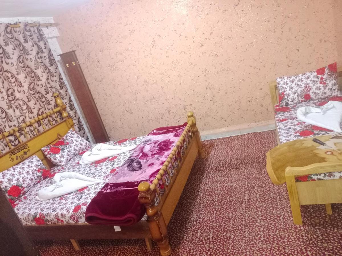 Local Home Wadi Musa Exterior photo
